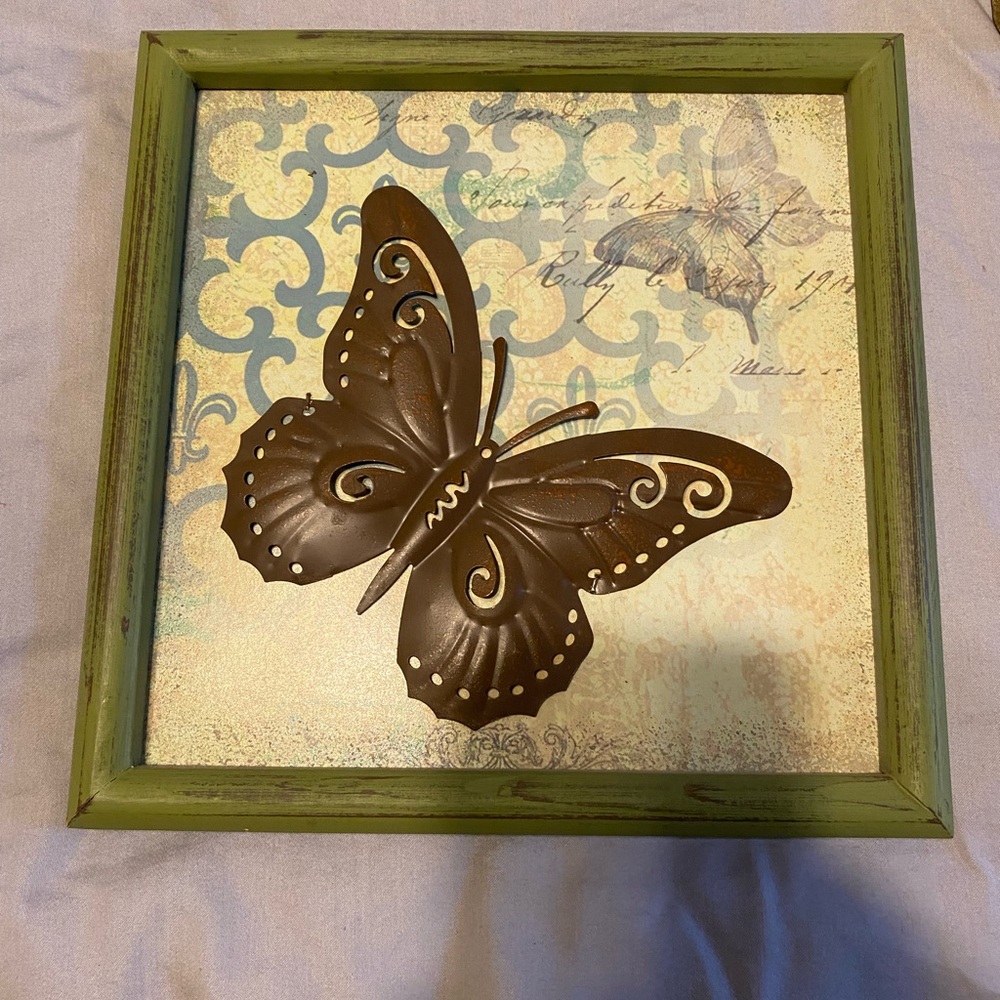 Butterfly mixed wood/metal wall decor
